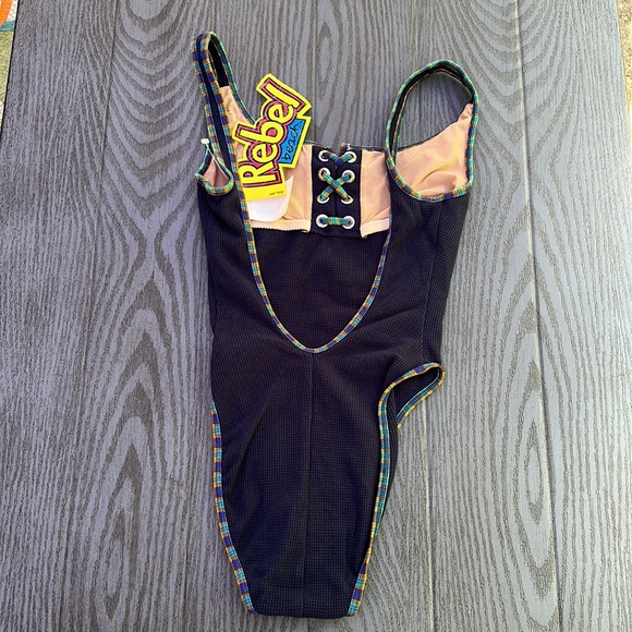 Vintage Swimsuit- NWT - Picture 6 of 7